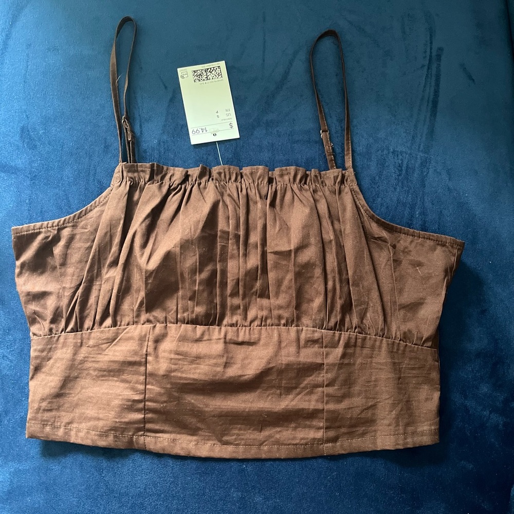 DIVIDED crop top